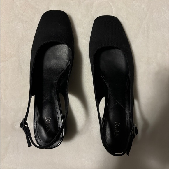NYDJ Sling Back Square Toe Heels - Picture 2 of 5